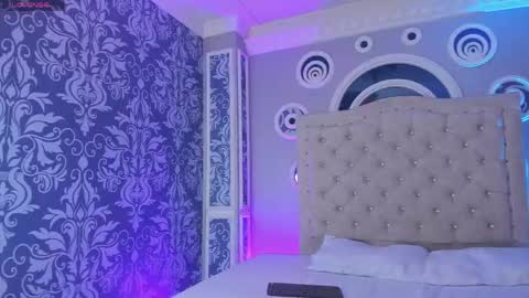 Charly and Sky online show from 6, 5, 2026