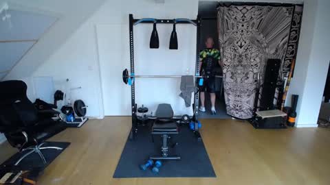 Snapshot of insanemaxxx chatting on 3, 12, 2024 insanemaxxx online show from 3, 12, 2024