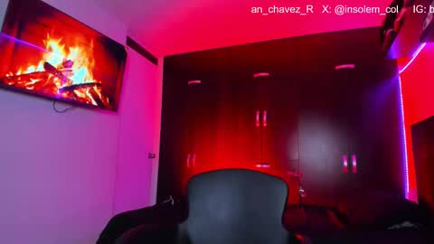 Snapshot of insolemnia chatting on 18, 10, 2025 Brayan Chavez online show from 18, 10, 2025