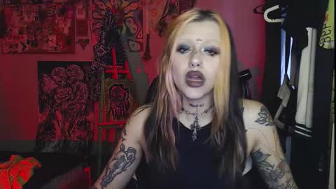 Insunnity666 online show from 26, 11, 2025