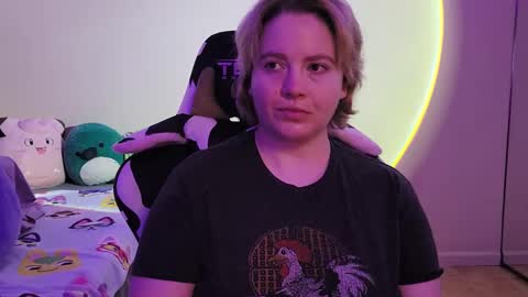 Faye online show from 22, 12, 2024