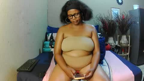 boniswa caroline online show from 11, 4, 2026
