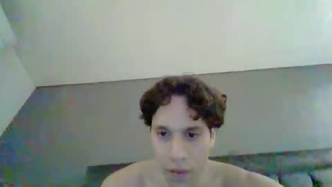 WillyTripleXxx online show from 8, 1, 2026