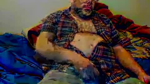 Snapshot of iowalaserbear chatting on 25, 12, 2024 iowalaserbear online show from 25, 12, 2024