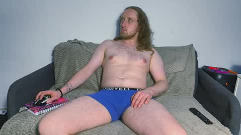 Snapshot of ipipo42o chatting on 3, 4, 2026 DrownMentally online show from 3, 4, 2026