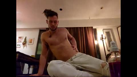 Snapshot of ippy_cayenne chatting on 16, 12, 2025 ippy_cayenne online show from 16, 12, 2025