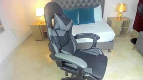 Irantzu online show from 20, 12, 2024