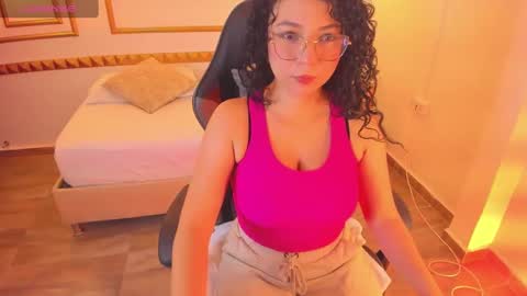 Irantzu online show from 27, 2, 2025