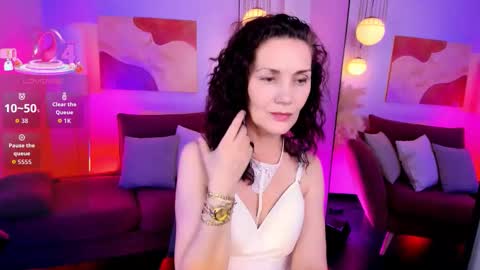 Snapshot of irene_marlow chatting on 31, 10, 2025 Irene online show from 31, 10, 2025