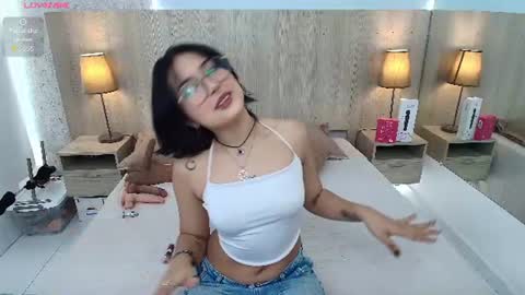 Snapshot of iris_gomez chatting on 4, 7, 2026 Iris online show from 4, 7, 2026
