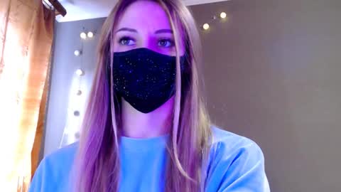 Lily online show from 6, 3, 2026