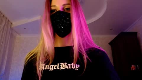 Lily online show from 7, 6, 2026