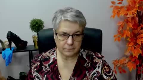 I R I S online show from 19, 12, 2024