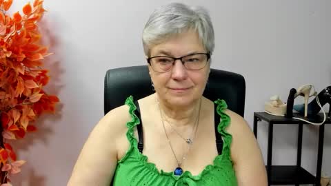 I R I S online show from 19, 12, 2025