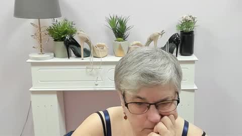 I R I S online show from 7, 1, 2026