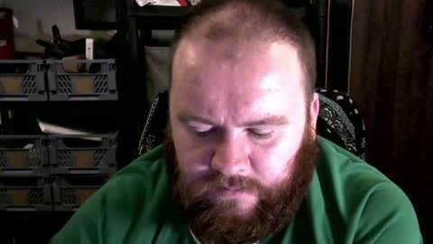 Snapshot of irishdaddy24 chatting on 1, 12, 2024 twitter theirishman205 online show from 1, 12, 2024