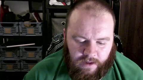 Snapshot of irishdaddy24 chatting on 3, 12, 2024 twitter theirishman205 online show from 3, 12, 2024