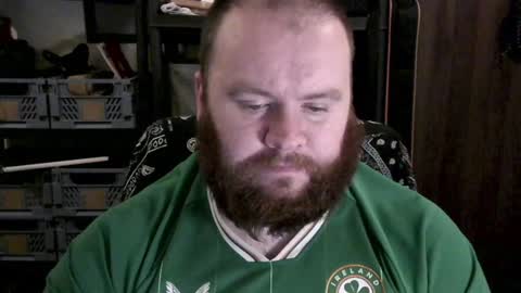 Snapshot of irishdaddy24 chatting on 5, 12, 2024 twitter theirishman205 online show from 5, 12, 2024