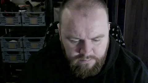 Snapshot of irishdaddy24 chatting on 1, 2, 2025 twitter theirishman205 online show from 1, 2, 2025