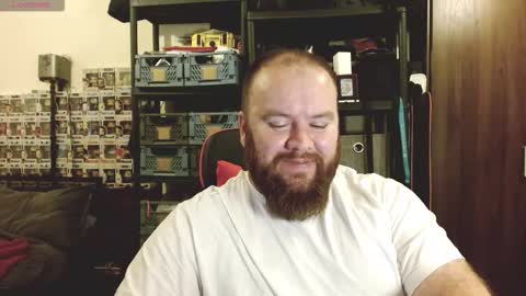 Snapshot of irishdaddy24 chatting on 1, 10, 2025 twitter theirishman205 online show from 1, 10, 2025