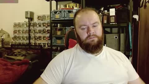 Snapshot of irishdaddy24 chatting on 10, 10, 2025 twitter theirishman205 online show from 10, 10, 2025