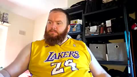 Snapshot of irishdaddy24 chatting on 1, 11, 2025 twitter theirishman205 online show from 1, 11, 2025