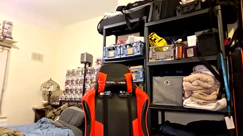 Snapshot of irishdaddy24 chatting on 1, 12, 2025 twitter theirishman205 online show from 1, 12, 2025