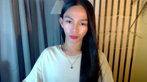 IRISH AND TRIXIE online show from 4, 4, 2026