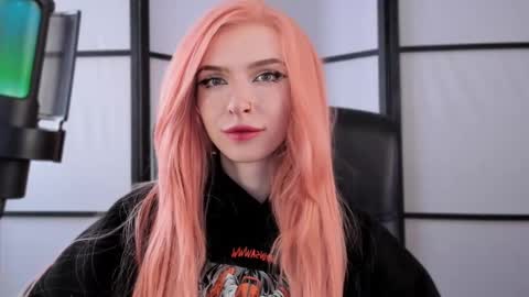 Miss Iris Fansly Miss Iris new inst.  online show from 24, 2, 2025