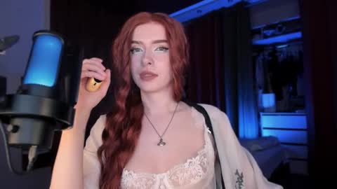 Miss Iris Fansly Miss Iris new inst.  online show from 25, 9, 2025