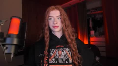 Miss Iris Fansly Miss Iris new inst.  online show from 20, 10, 2025