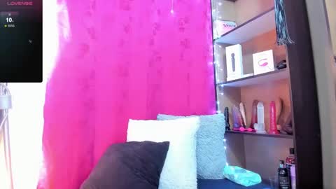 Snapshot of iriss_25 chatting on 13, 1, 2025 iris online show from 13, 1, 2025