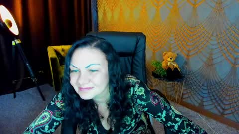 Iris online show from 14, 4, 2026