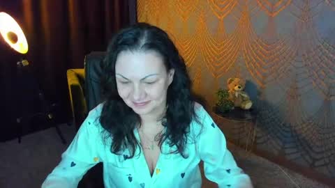 Iris online show from 16, 4, 2026