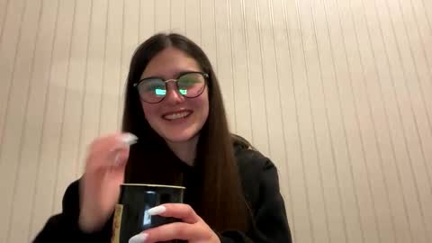 irisss31 online show from 8, 2, 2025