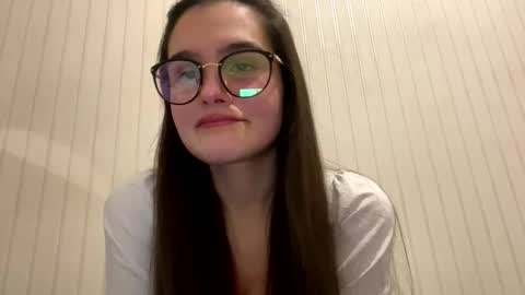 irisss31 online show from 27, 2, 2025