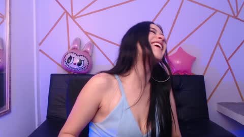 isa__rodriguez online show from 8, 4, 2026