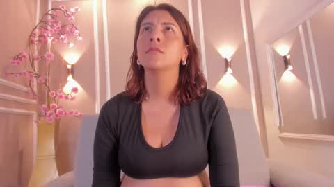 Snapshot of isa_kis_1 chatting on 12, 10, 2025 Isabella online show from 12, 10, 2025