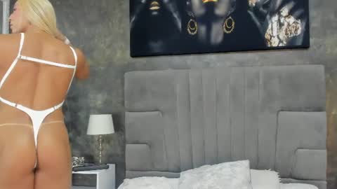 Snapshot of isa_lancaster chatting on 17, 6, 2026 Isa Lancaster online show from 17, 6, 2026