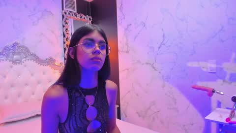    online show from 25, 1, 2025