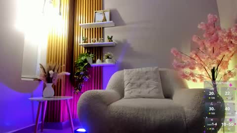    online show from 4, 11, 2025