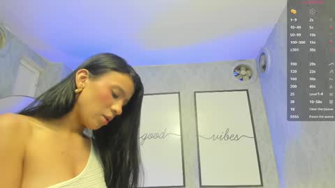    online show from 17, 4, 2026