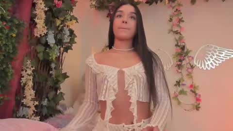 Isabella        online show from 19, 9, 2025