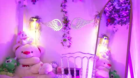 Isabella        online show from 7, 1, 2026