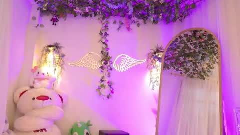 Isabella        online show from 21, 3, 2026