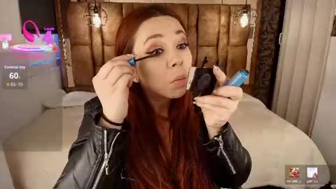 Snapshot of isa_thompson__ chatting on 12, 6, 2026 I S A online show from 12, 6, 2026