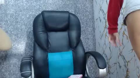 Snapshot of isa_x18 chatting on 19, 7, 2026 isa_x18 online show from 19, 7, 2026