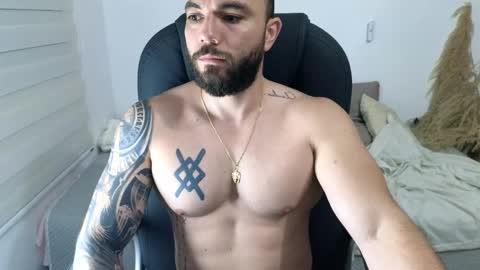 Snapshot of isaac_carter chatting on 9, 1, 2026 Isaac carter online show from 9, 1, 2026