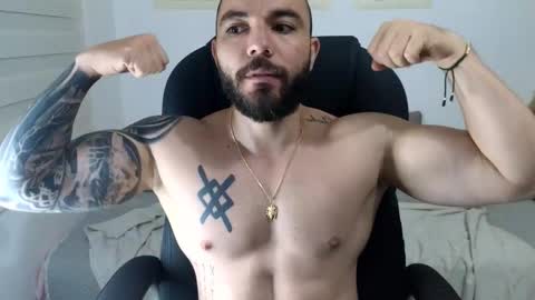 Snapshot of isaac_carter chatting on 10, 1, 2026 Isaac carter online show from 10, 1, 2026