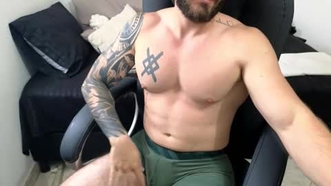 Snapshot of isaac_carter chatting on 2, 3, 2026 Isaac carter online show from 2, 3, 2026